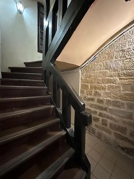 Stnicolas1 Frenche Style Appt Bastille Paris Appartement