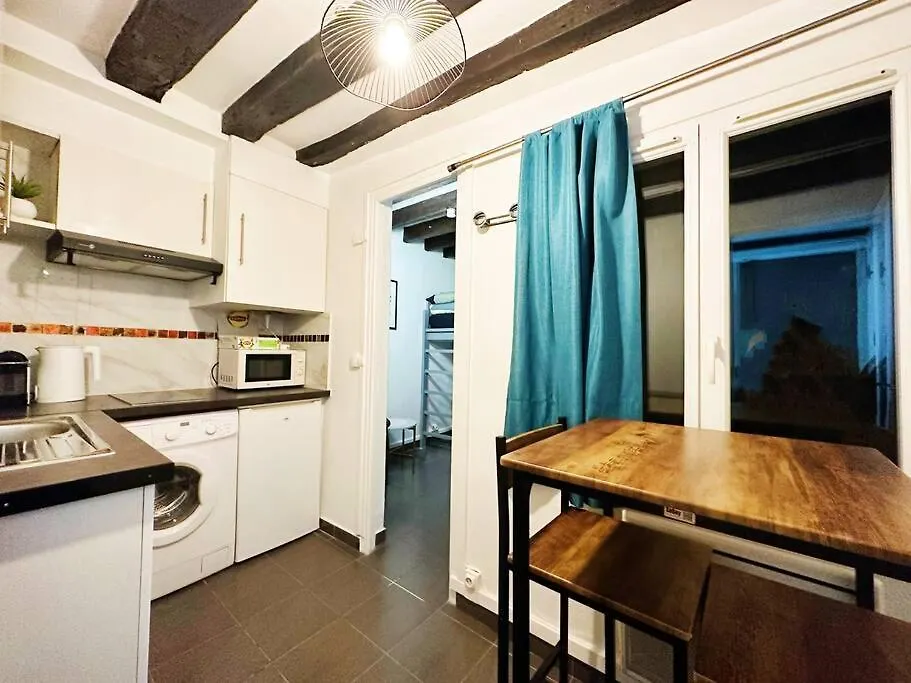 Stnicolas1 Frenche Style Appt Bastille Paris Appartement